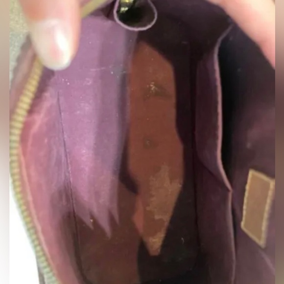 Authentic Louis Vuitton Vernis Alma PM Handbag - Picture 13 of 17